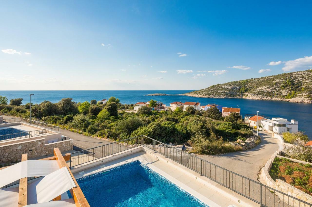 Villa Diomedes With The Sea View And The Pool Рогозница Экстерьер фото